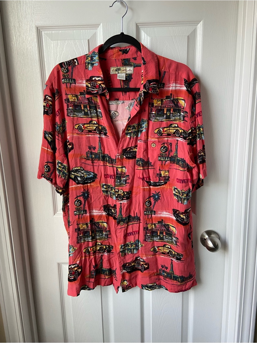 Vintage Style Coral Car Print Button-Up Shirt